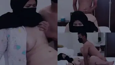 Keseruan Cewek Manis Uji Coba Mainan Getar Baru